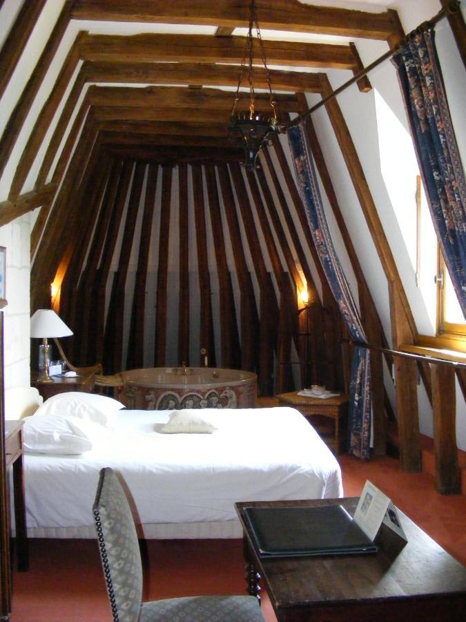 Chateau De Chissay, Hotel De Charme Pres De Chenonceau Et Le Zoo De Beauval Екстериор снимка