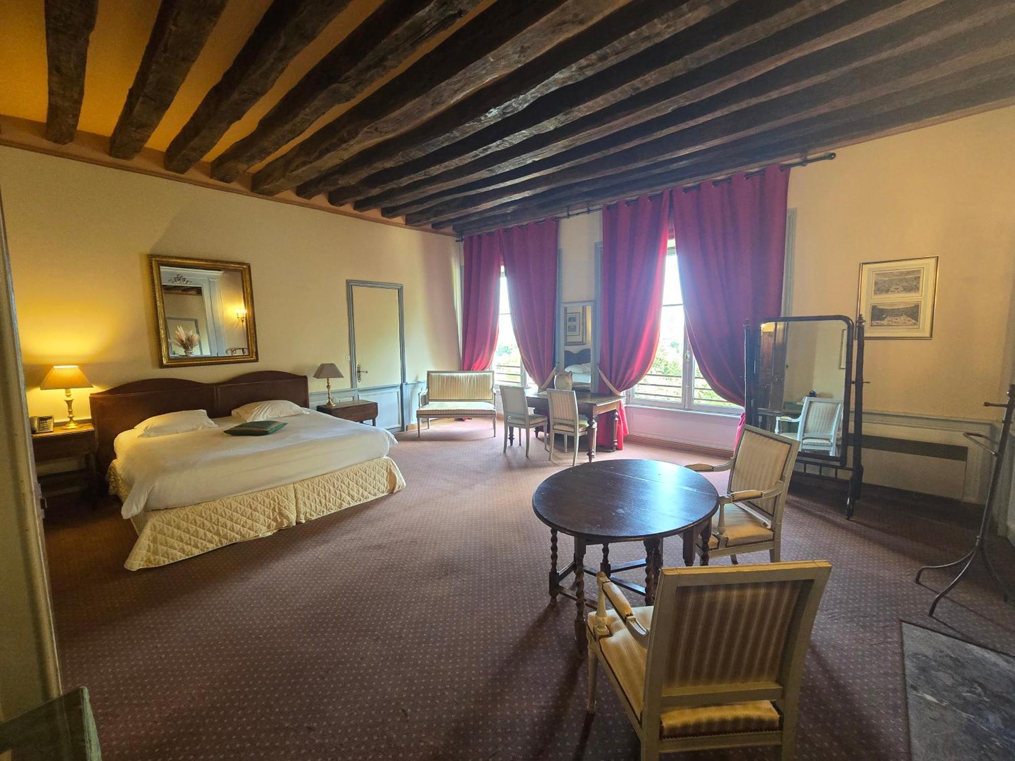 Chateau De Chissay, Hotel De Charme Pres De Chenonceau Et Le Zoo De Beauval Екстериор снимка